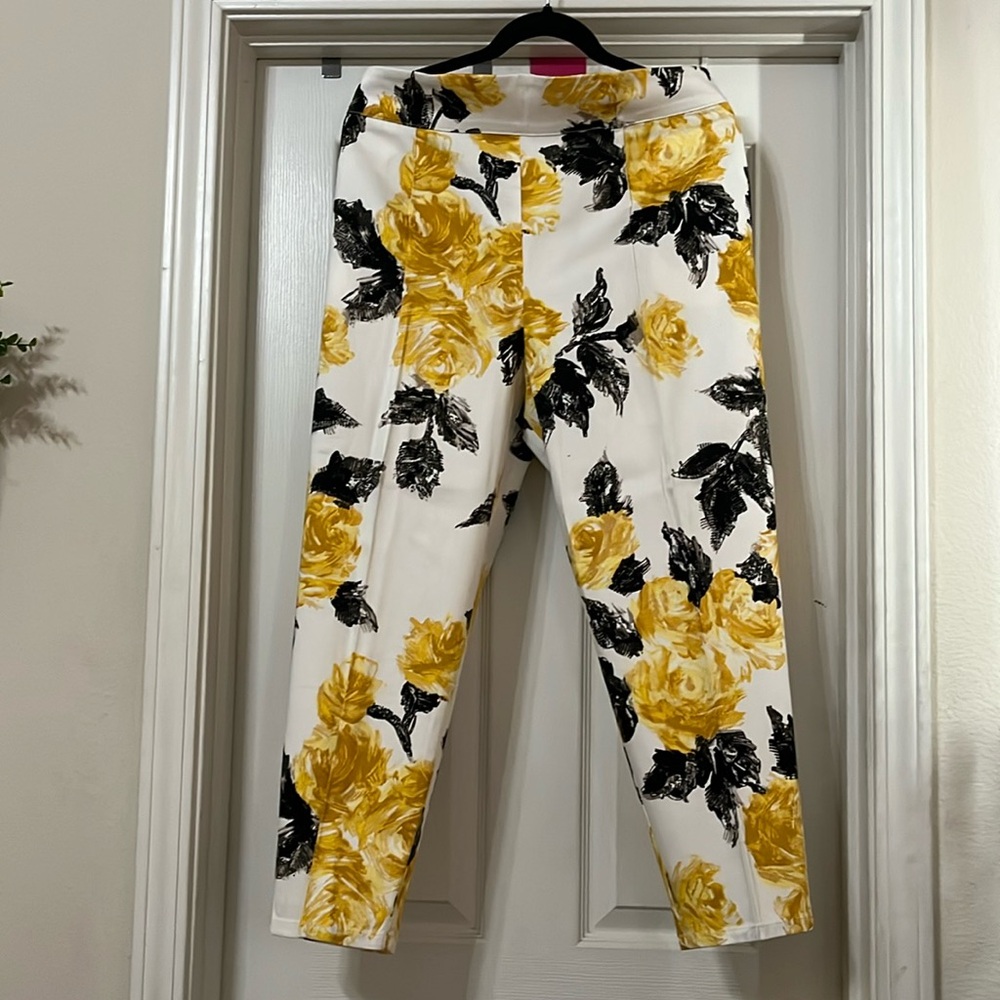 PUG 2X roses capris